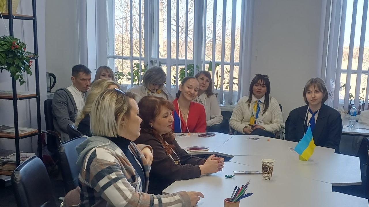 Педагогічні коворкінги Polaris об’єднали понад 500 освітян із громад-партнерок для розвитку старшої профільної школи